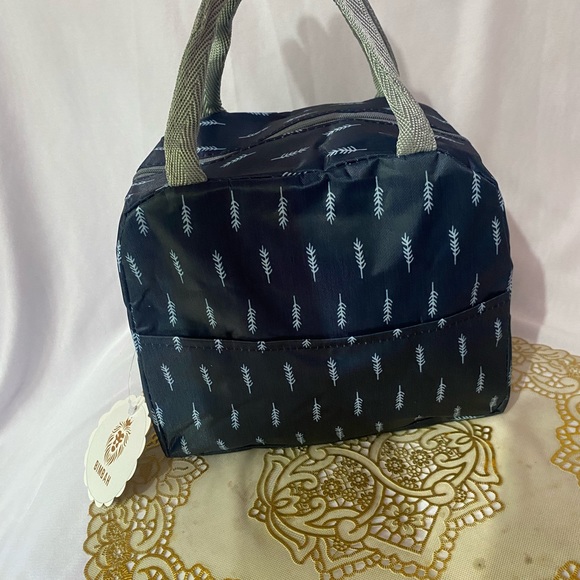 Make up travelling pouch( single piece ) - Picture 8 of 16